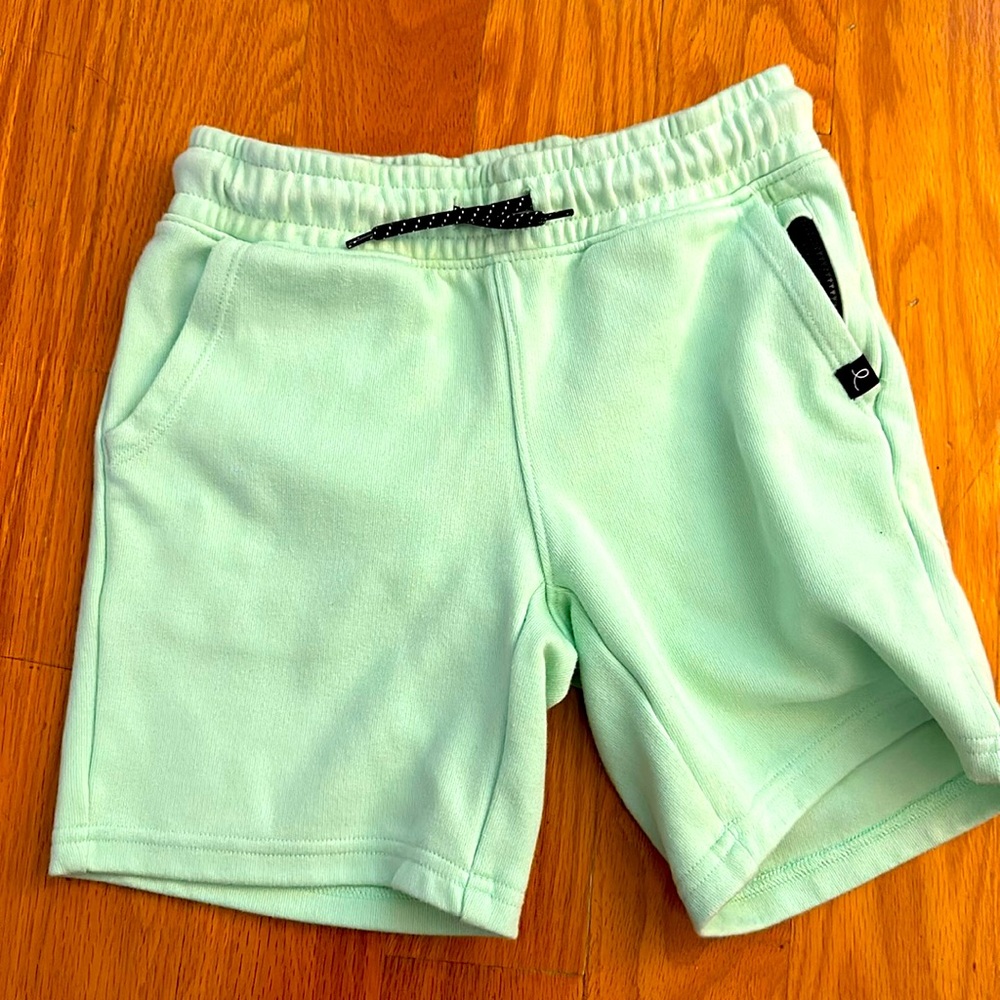 Cute mint green shorts with pocket zipper